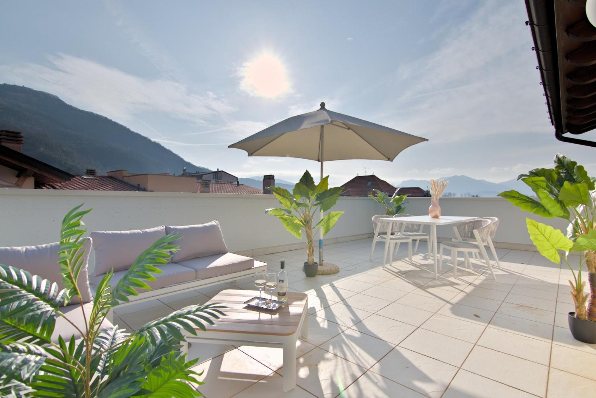 Golfo Gabella Lake Resort Maccagno Exterior photo